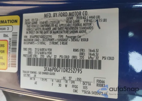 2013 Ford Fusion S z USA, uszkodzony, nr VIN 3FA6P0G71DR252795